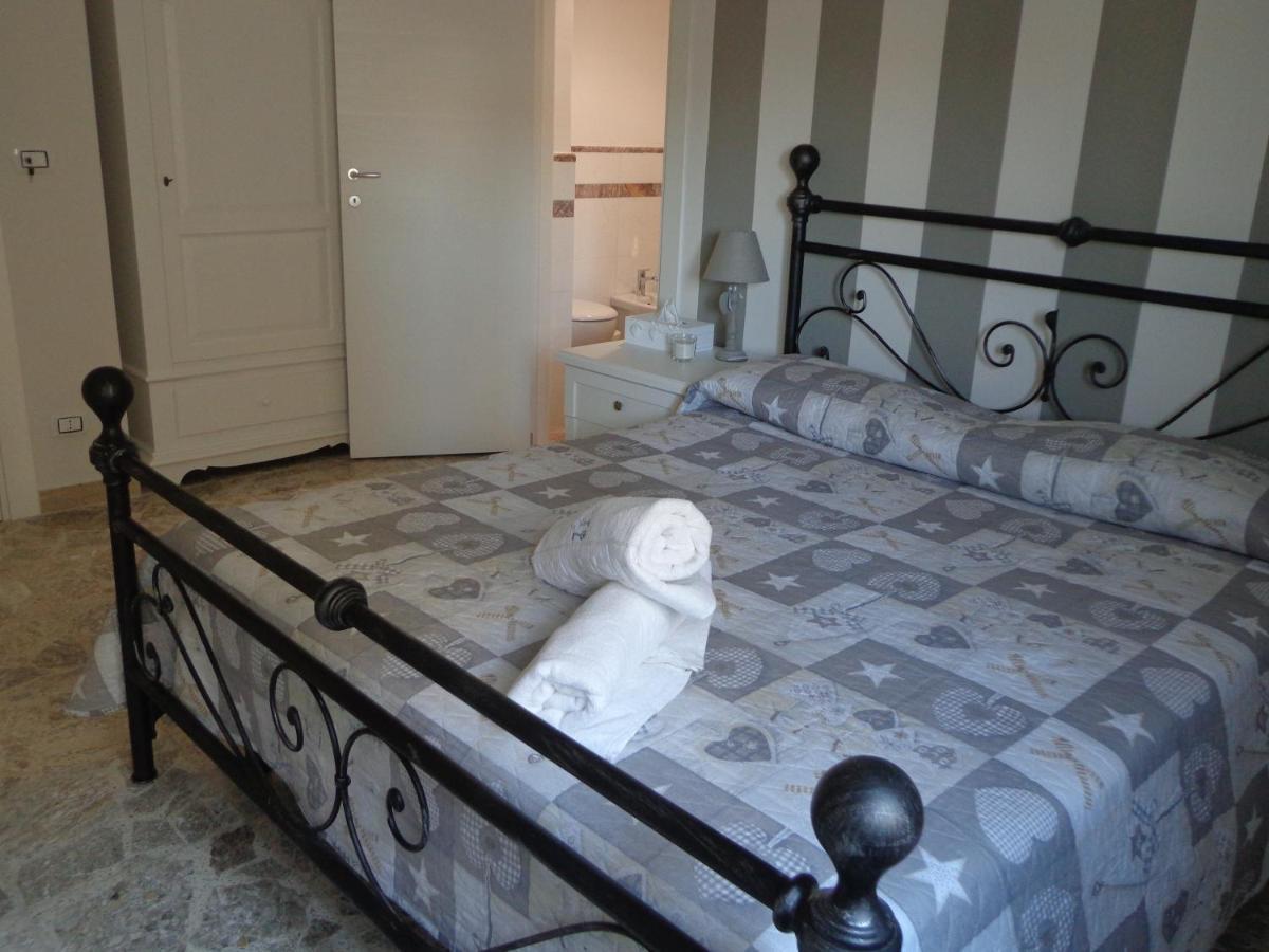 L'Aurora Bed & Breakfast กัลลีโปลี ภายนอก รูปภาพ